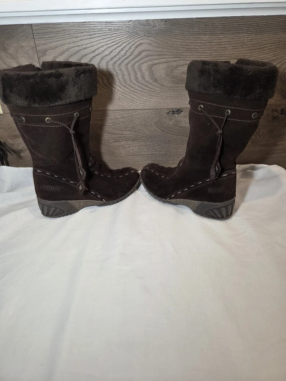 Khombu Allana Winter Boots Size 8M